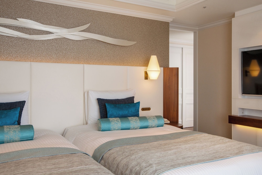 プレミアフロア コーナースイート ツイン レインボーブリッジサイド 禁煙 客室1 | グランドニッコー東京 台場