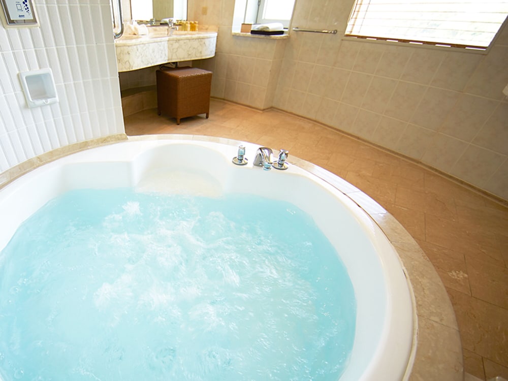 [アッパーフロア] Jr.スイートキングルーム (禁煙) サウナ利用込 バスルーム0 | ザ・プリンス さくらタワー東京、オートグラフ コレクション