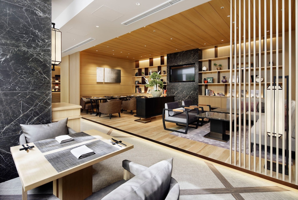 [エグゼクティブフロア] デラックスツインルーム (禁煙) 専用ラウンジ利用＋サウナ利用込 エグゼクティブ ラウンジ0 | ザ・プリンス さくらタワー東京、オートグラフ コレクション