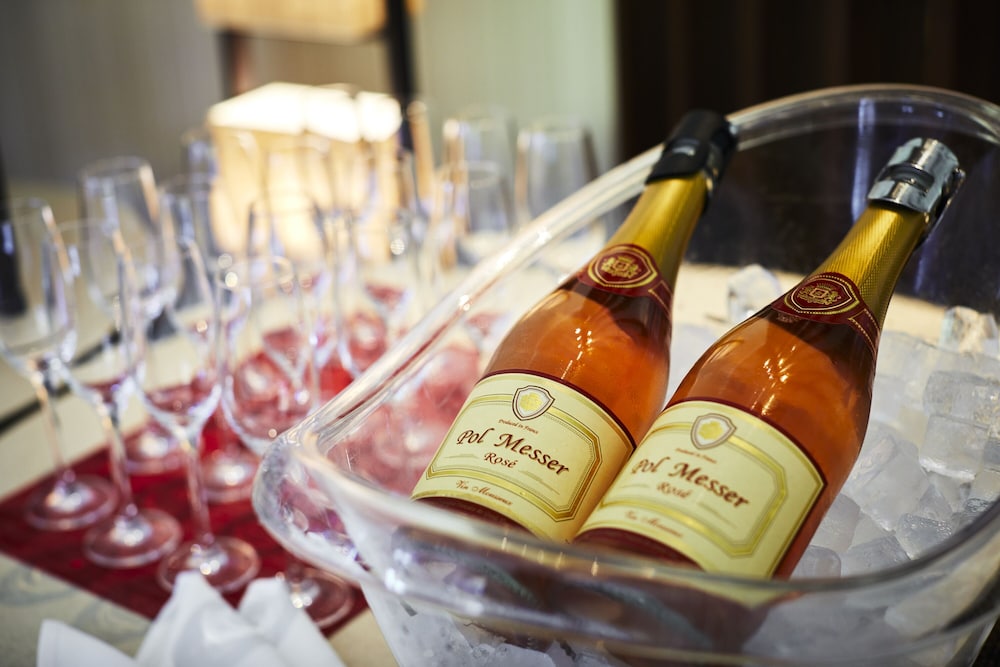 エグゼクティブフロア スタンダードダブル 禁煙 (朝食&エグゼクティブフロア特典あり) 客室4 | ロイヤルパークホテル