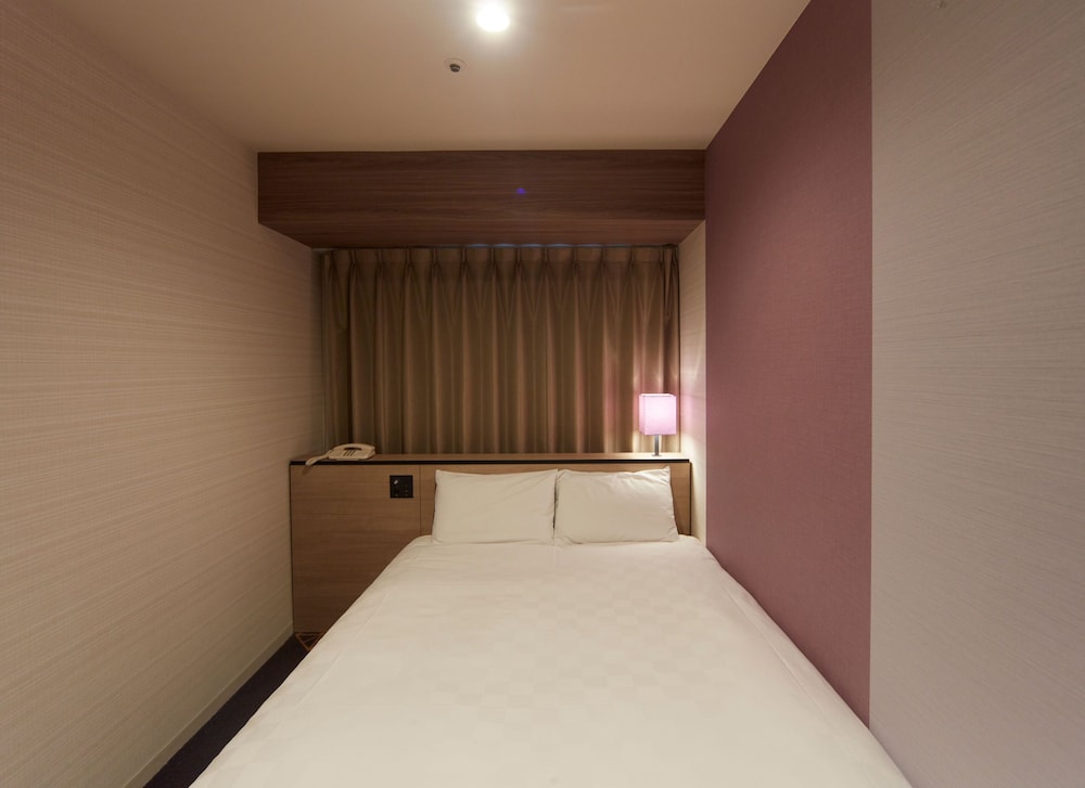 26th-32th セミダブル禁煙 高層階 客室2 | サンシャインシティプリンスホテル