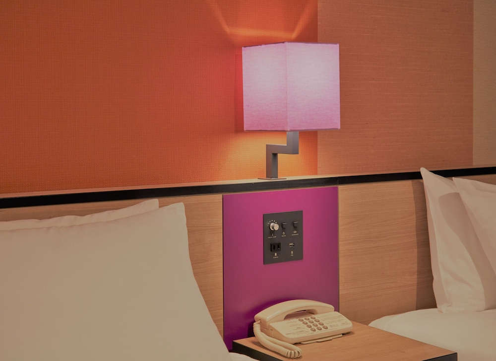 26th-32th ツインルーム禁煙 高層階 客室の設備とサービス2 | サンシャインシティプリンスホテル