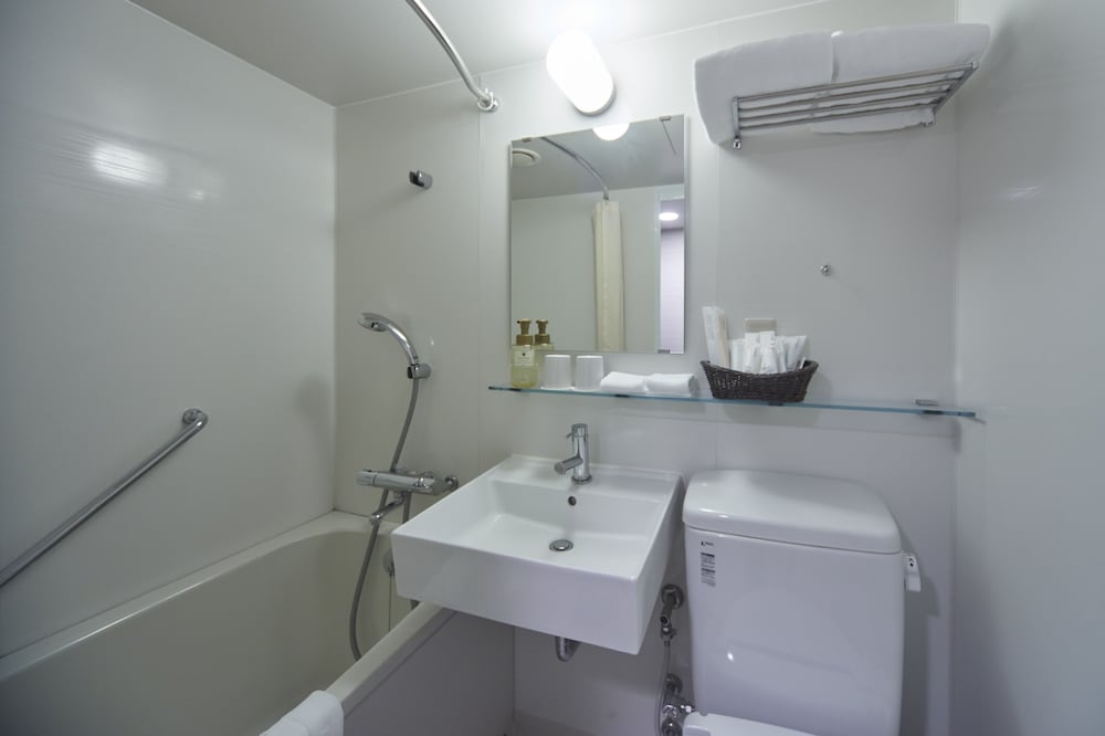 10th-24th ツインルーム 禁煙 バスルーム0 | サンシャインシティプリンスホテル