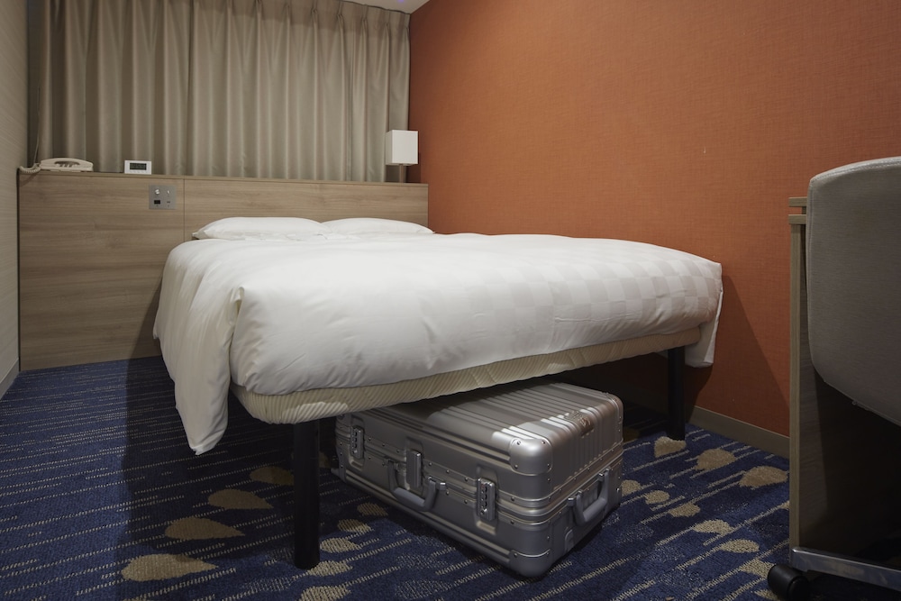 17th-24th セミダブルルーム 禁煙 客室4 | サンシャインシティプリンスホテル