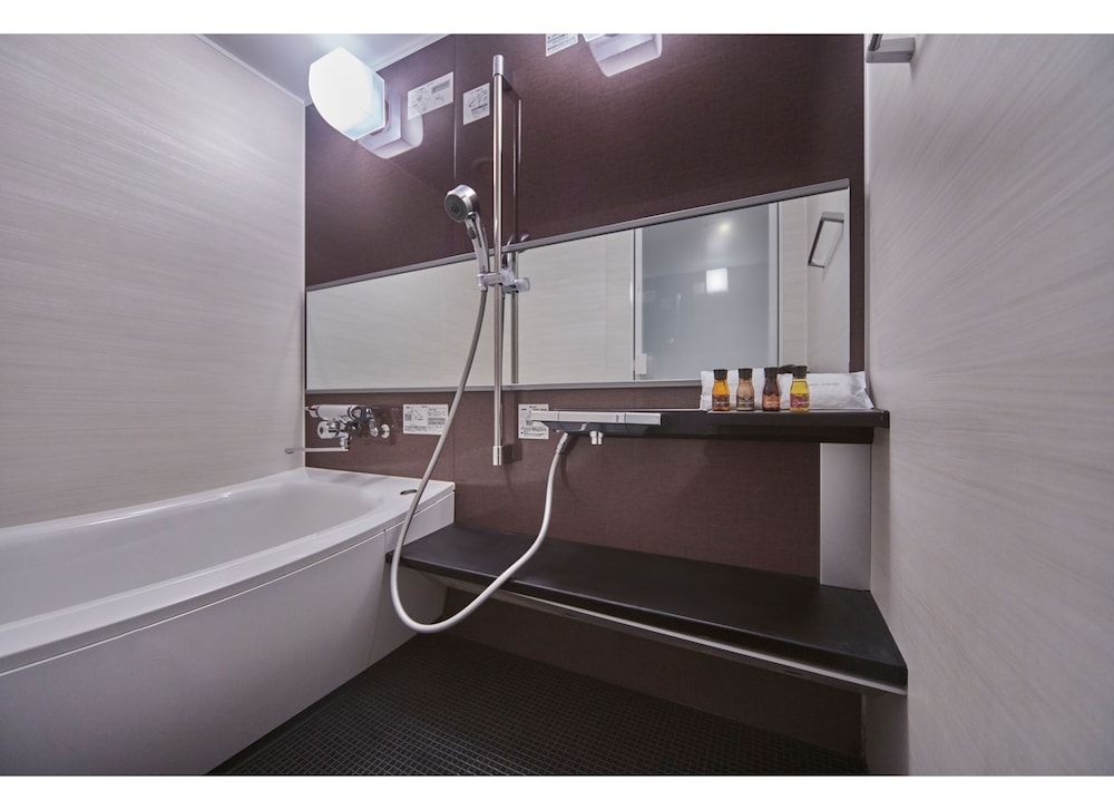 33th-37th フォースルーム禁煙 パノラマフロア バスルーム1 | サンシャインシティプリンスホテル