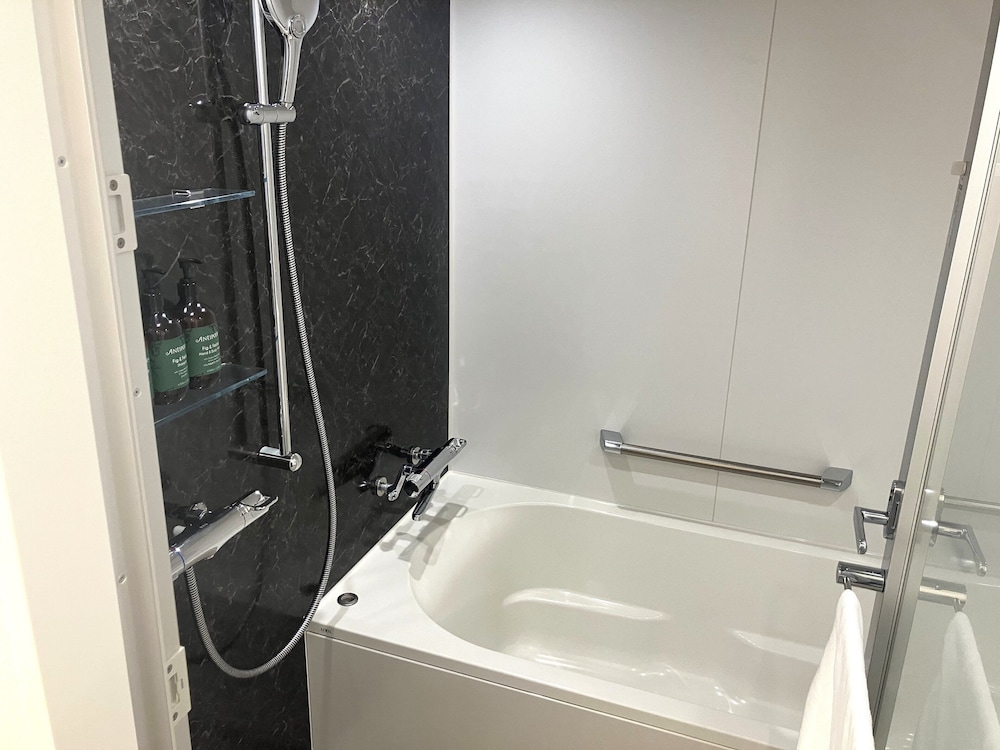 スタンダード ルーム シングルベッド 2 台 (High Floor) 客室5 | ANAクラウンプラザホテル札幌 by IHG