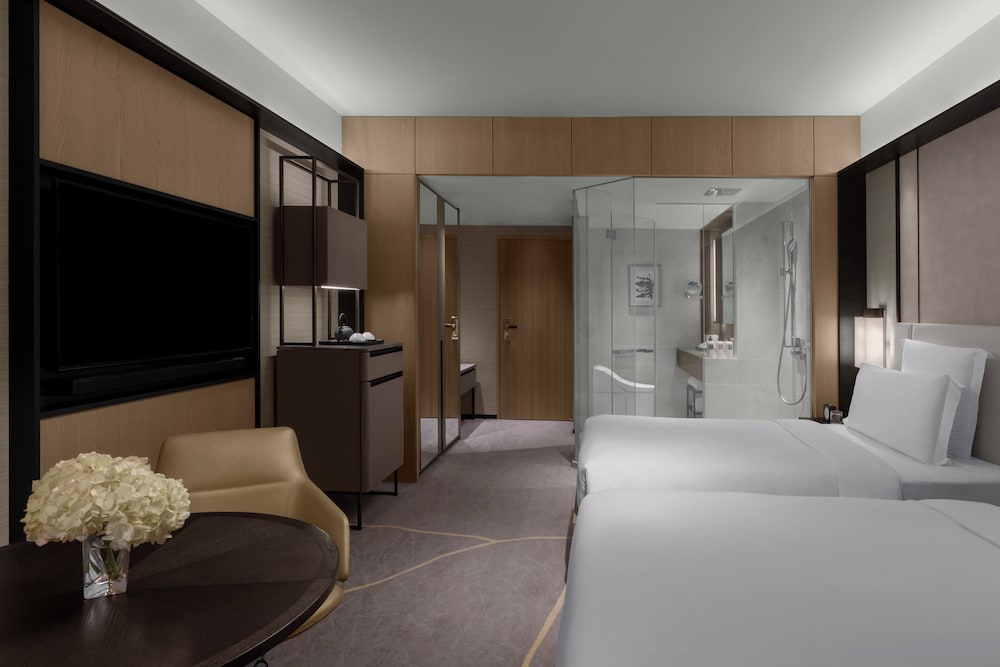 プレミアム ルーム シングルベッド 2 台 クラブラウンジ利用可 客室1 | ANAインターコンチネンタルホテル東京 by IHG