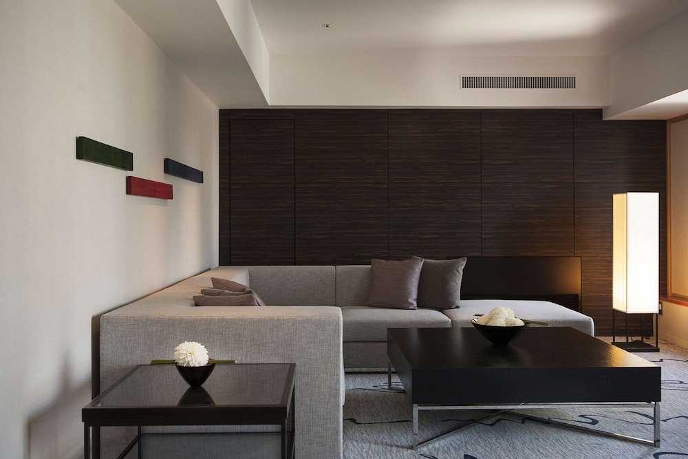 タワースイートエグゼクティブツイン | ヒルトン東京