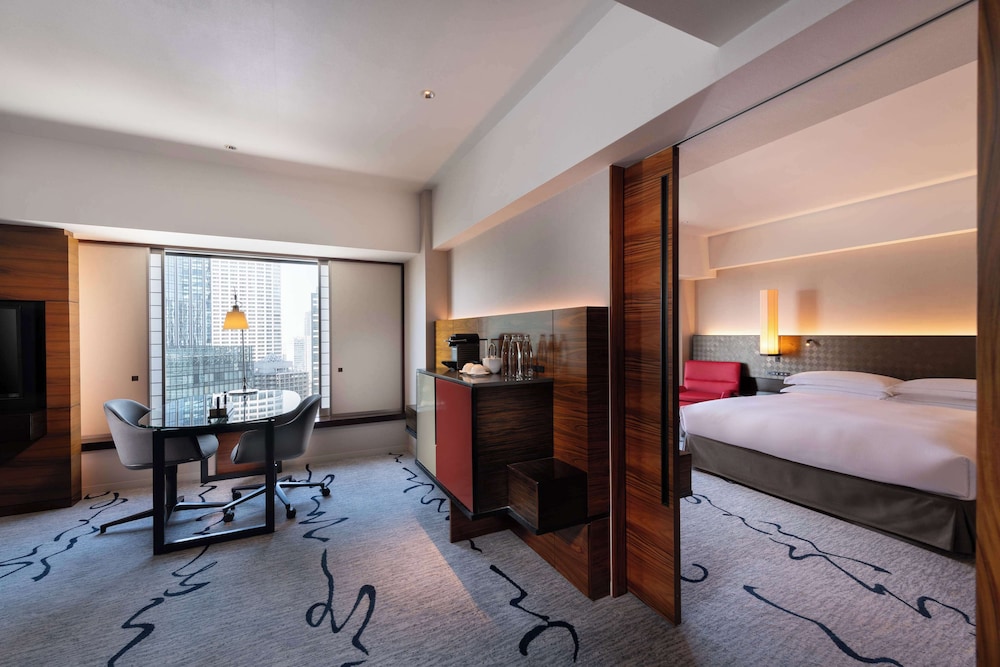 タワースイートエグゼクティブキング 客室2 | ヒルトン東京
