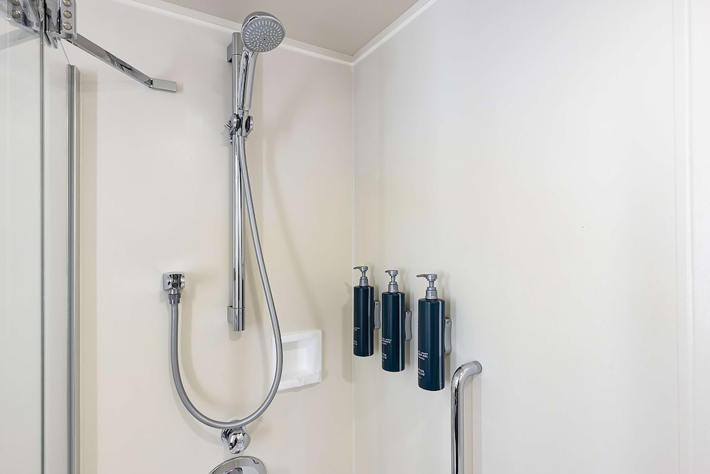 デラックス ツイン バスルームのシャワー0 | ヒルトン東京