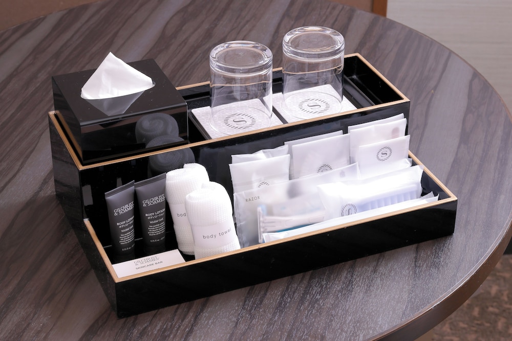 コンフォート ルーム シングルベッド 2 台 客室5 | シェラトン都ホテル大阪