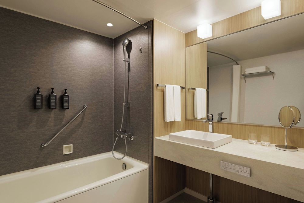 エグゼクティブ ルーム シングルベッド 2 台 バスルーム0 | シェラトン都ホテル大阪