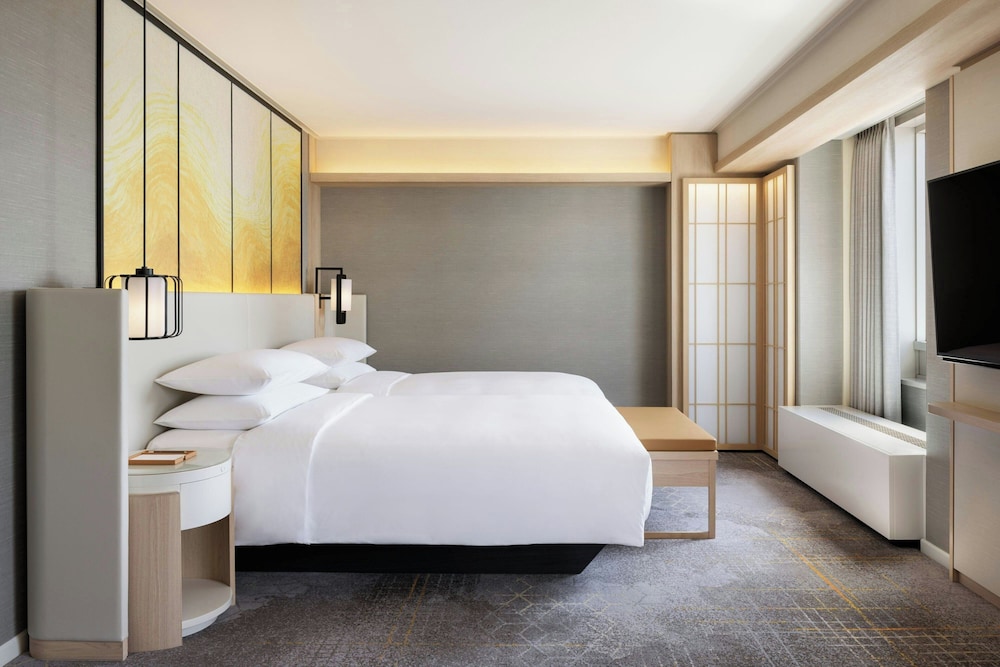 ジュニア スイート シングルベッド 2 台 | シェラトン都ホテル大阪