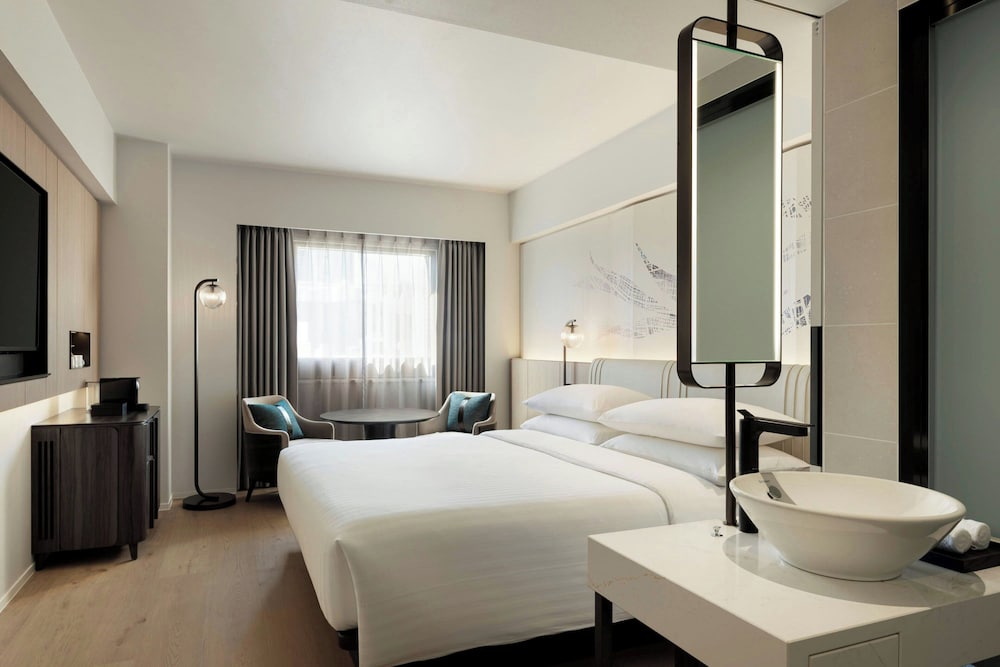 ルーム キングベッド 1 台 | コートヤード・マリオット銀座東武ホテル