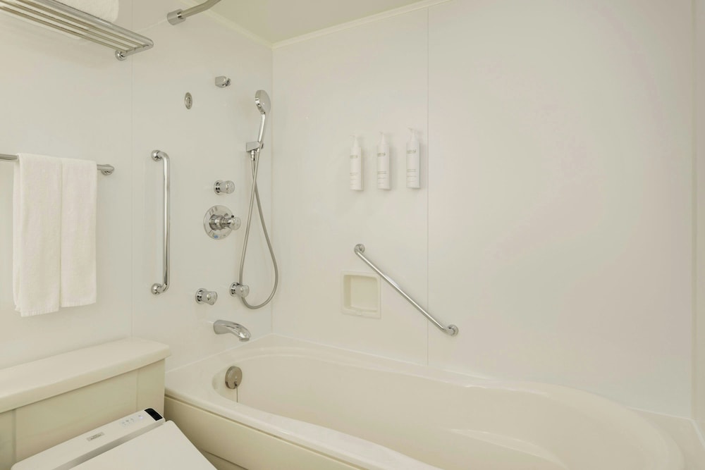 ルーム キングベッド 1 台 バスルーム0 | コートヤード・マリオット銀座東武ホテル