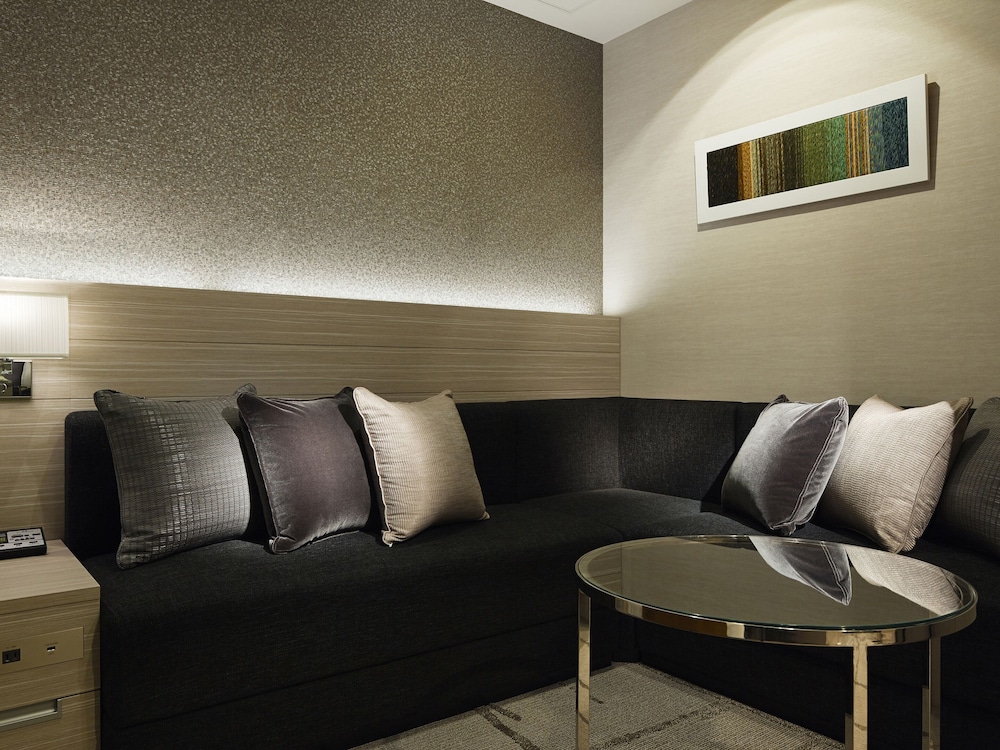 デラックスキング (禁煙) 客室3 | 三井ガーデンホテル銀座プレミア