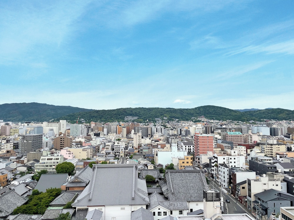 プレミアム トリプルルーム 禁煙 マウンテンビュー (49平米) 部屋からの景観1 | ホテル日航プリンセス京都