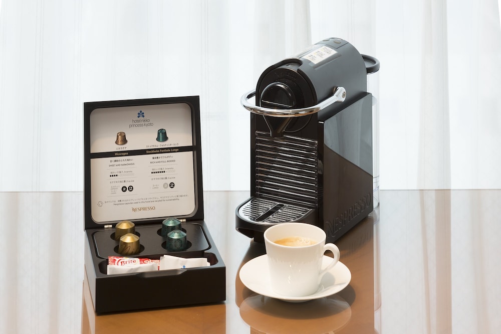 スーペリア ツインルーム 禁煙 (36-38平米) 客室の設備とサービス4 | ホテル日航プリンセス京都