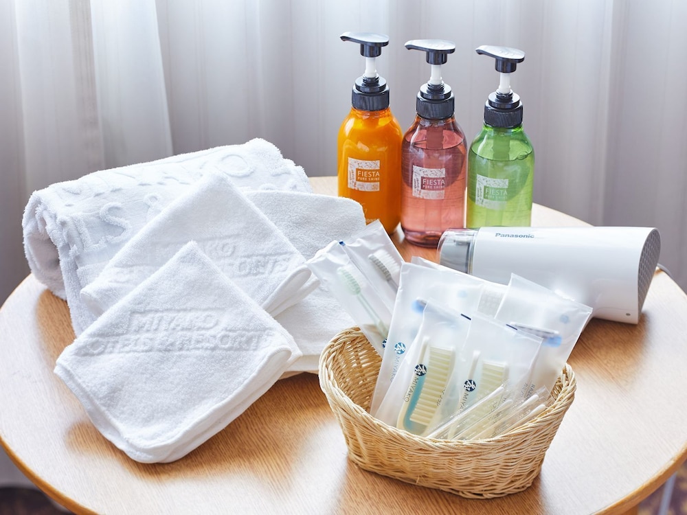 本館 スタンダードフロア レギュラーツインルーム 禁煙 客室の設備とサービス0 | 都ホテル 京都八条