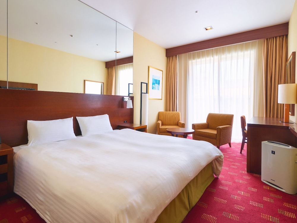 サウスウイング ダブルルーム ダブルベッド1台 禁煙 | 都ホテル 京都八条