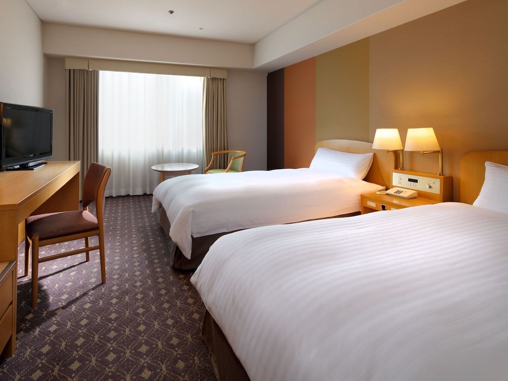 本館 スタンダードフロア レギュラーツインルーム 禁煙 | 都ホテル 京都八条