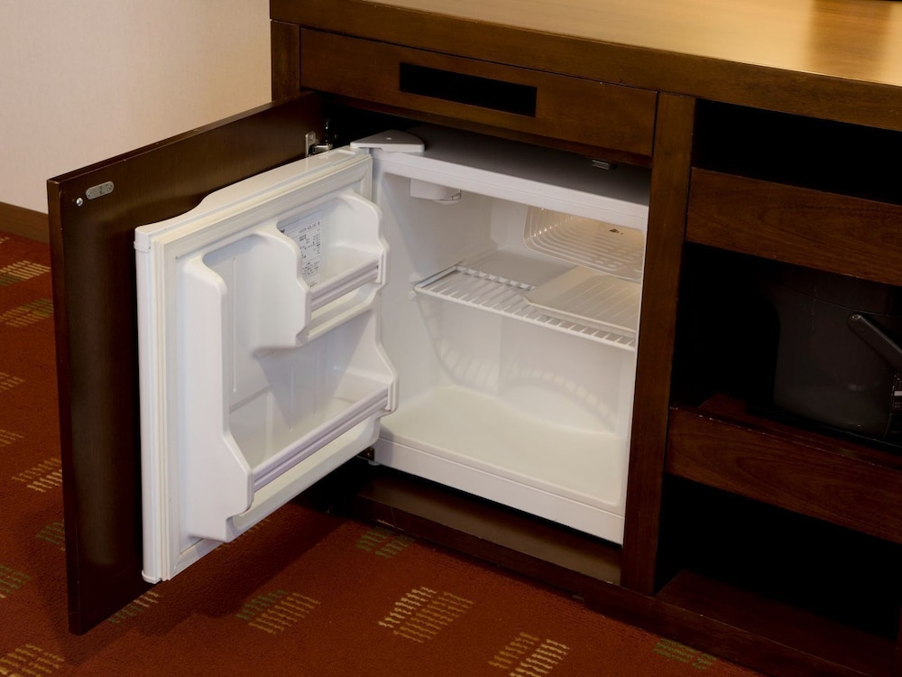 サウスウイング ツインルーム 禁煙 小型冷蔵庫0 | 都ホテル 京都八条