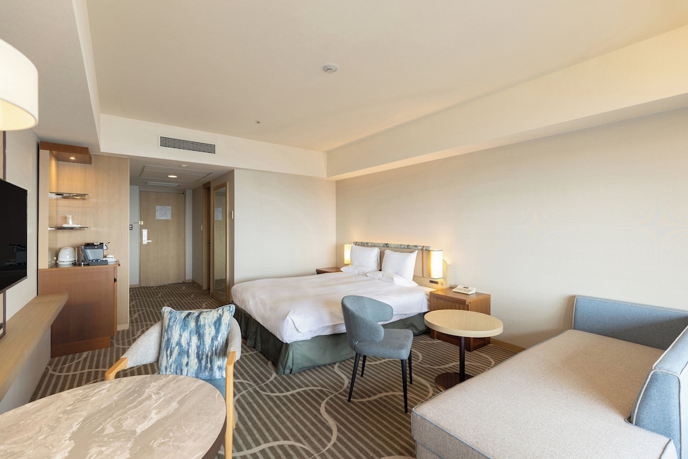 [禁煙] スカイビューフロアデラックスダブル 28~33階 2名利用 客室4 | ホテルオークラ神戸