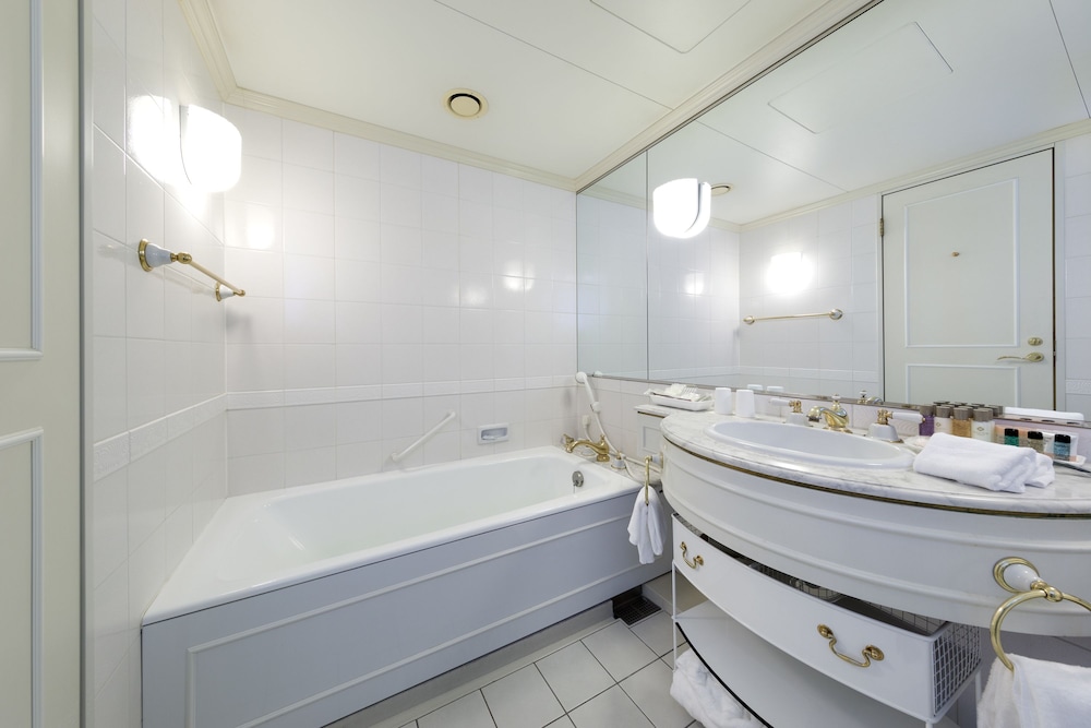 スーペリア ダブルルーム 禁煙 バスルーム0 | 第一ホテル東京