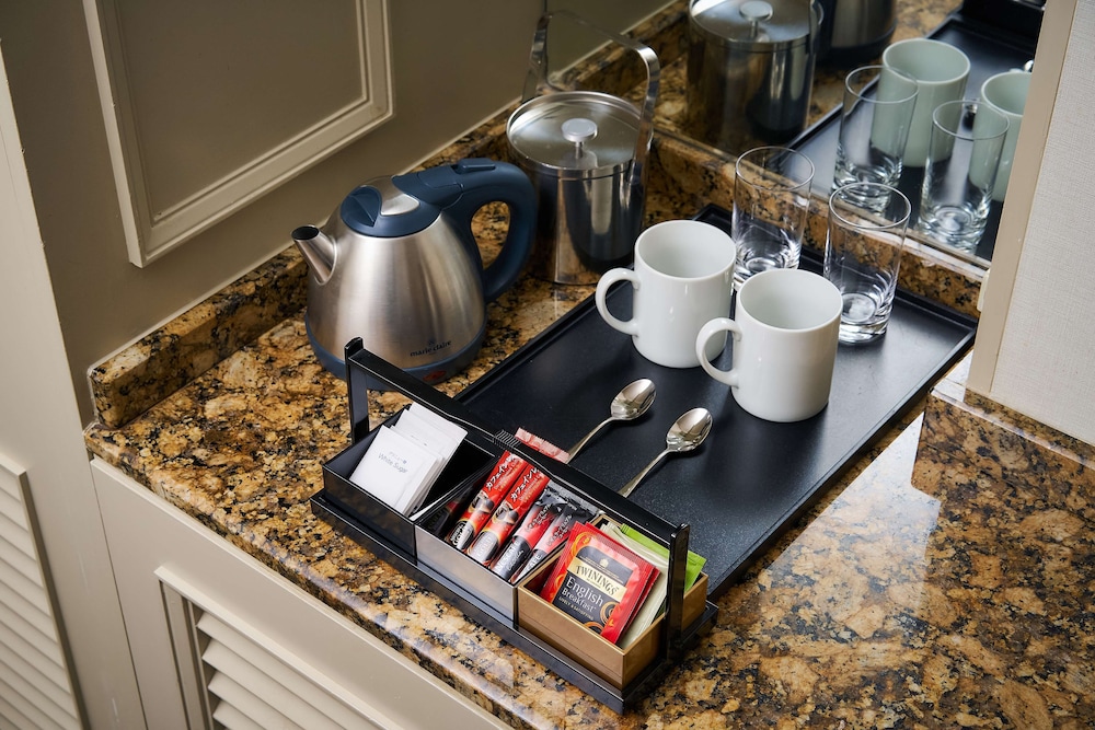 ヒルトンツインルーム(禁煙・33㎡) 客室3 | ヒルトン東京お台場