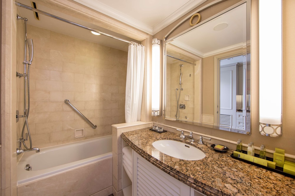 ヒルトンツインルーム(禁煙・33㎡) バスルーム0 | ヒルトン東京お台場