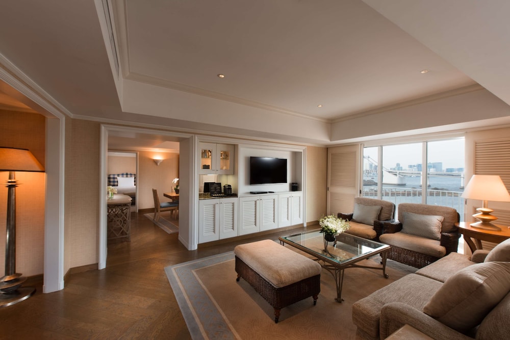 【屋外ジェットバス＆ラウンジ特典付】エグゼクティブテラススイート　ツイン（禁煙・120㎡） 客室2 | ヒルトン東京お台場