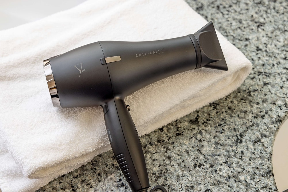 【レインボーブリッジ&東京タワービュー、ラウンジ特典付】ワンベッドルームスイート ツイン(禁煙・80㎡) 客室4 | ヒルトン東京お台場