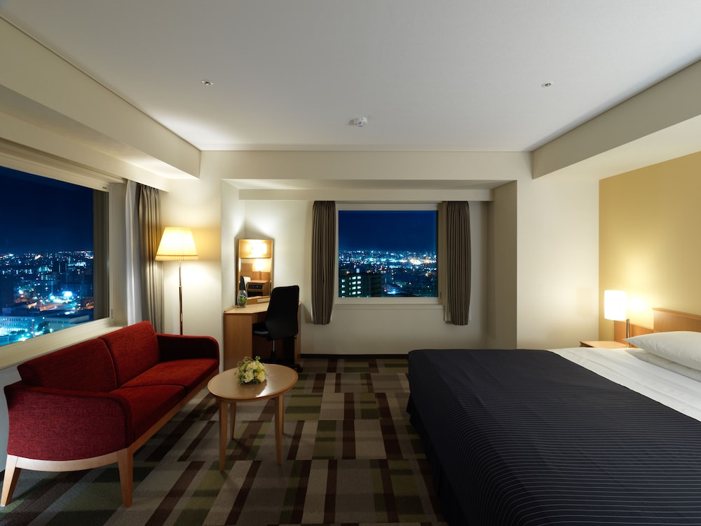 ハイフロア コーナー ダブルルーム 禁煙 客室1 | ホテル エミシア 札幌