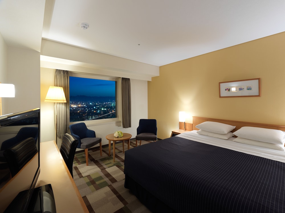 ハイフロアダブル　禁煙 客室1 | ホテル エミシア 札幌