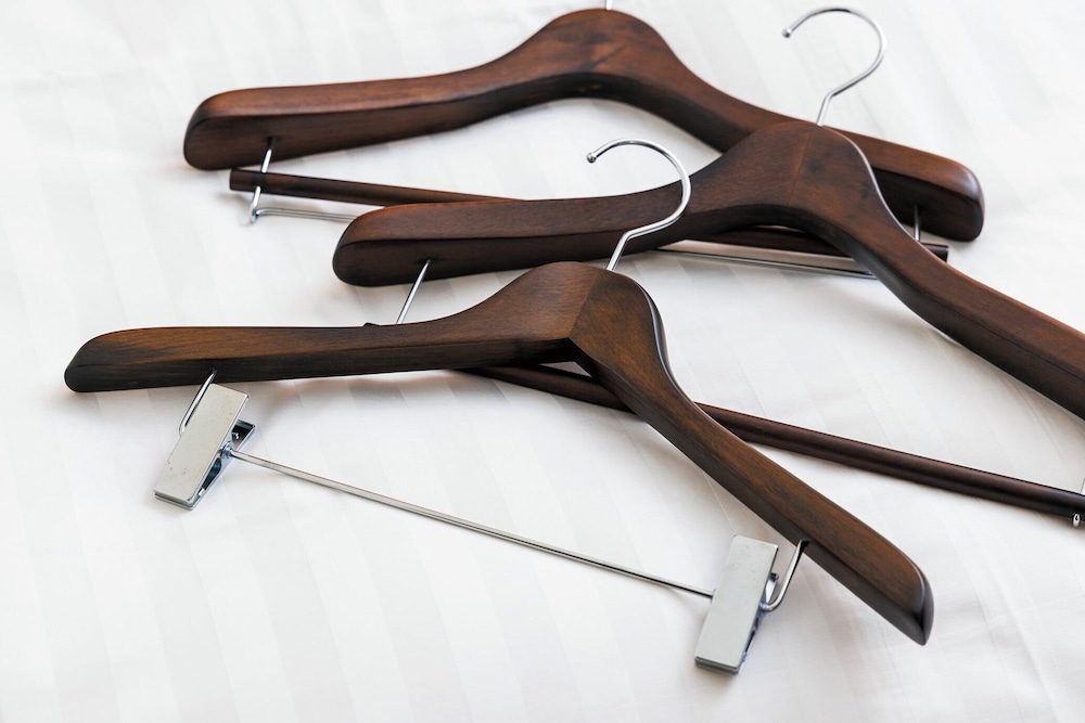 セミダブルルーム 禁煙 用具保管庫1 | ホテル日航ノースランド帯広