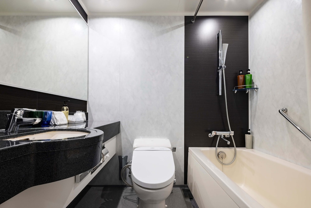 スタンダード ツインルーム 喫煙可 バスルーム0 | ホテルメトロポリタン高崎