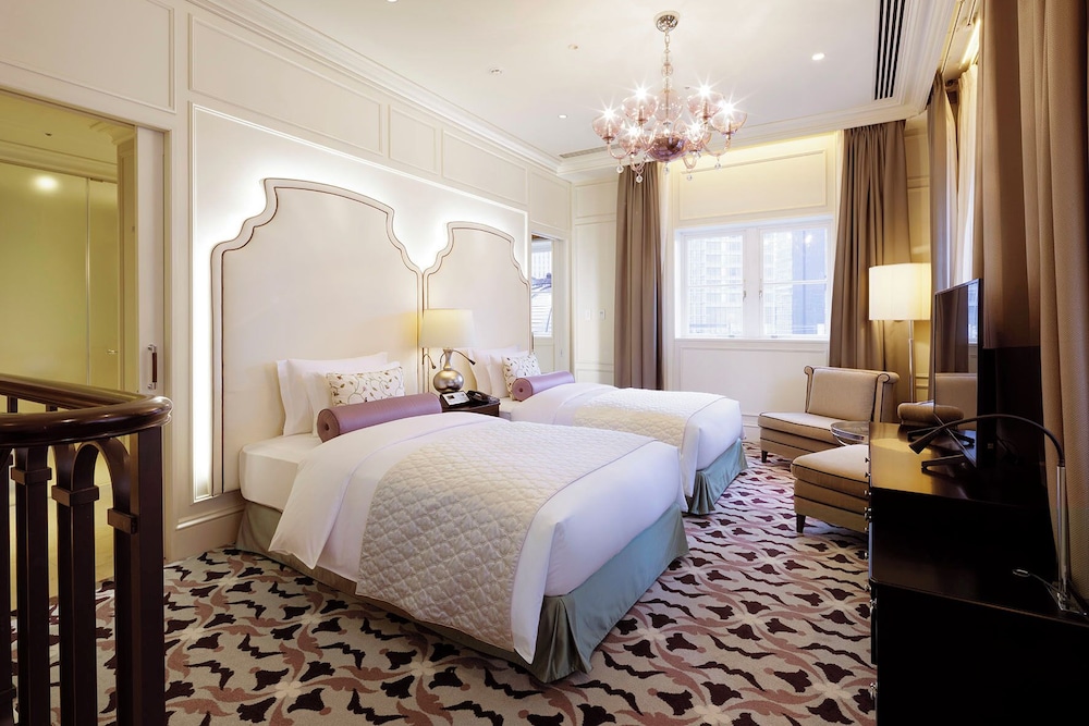 メゾネットスイートツイン 禁煙 / 120平米 客室1 | 東京ステーションホテル