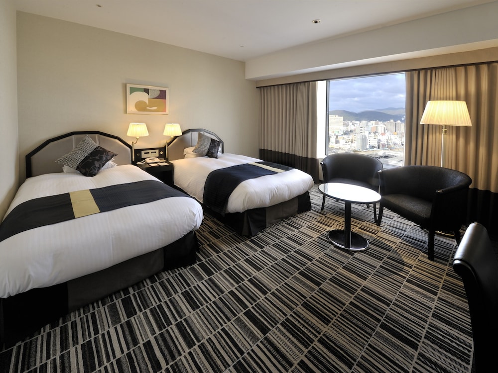 スタンダード ツイン ルーム（喫煙） 客室1 | ホテルグランヴィア 岡山