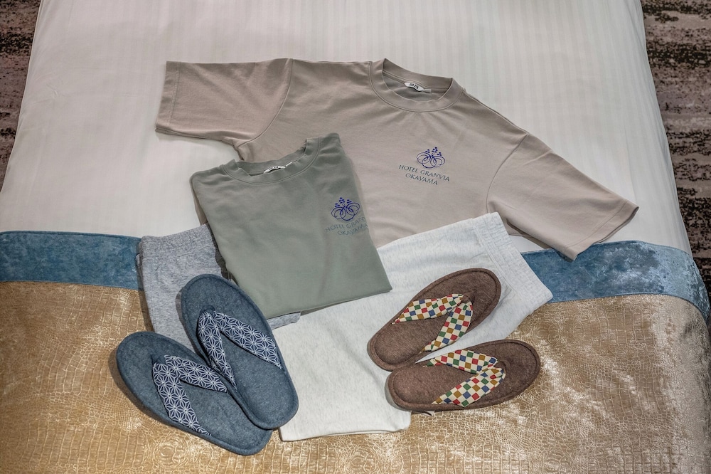 グランヴィア セミダブルルーム 2名様用 禁煙 ラウンジアクセス付 客室4 | ホテルグランヴィア 岡山