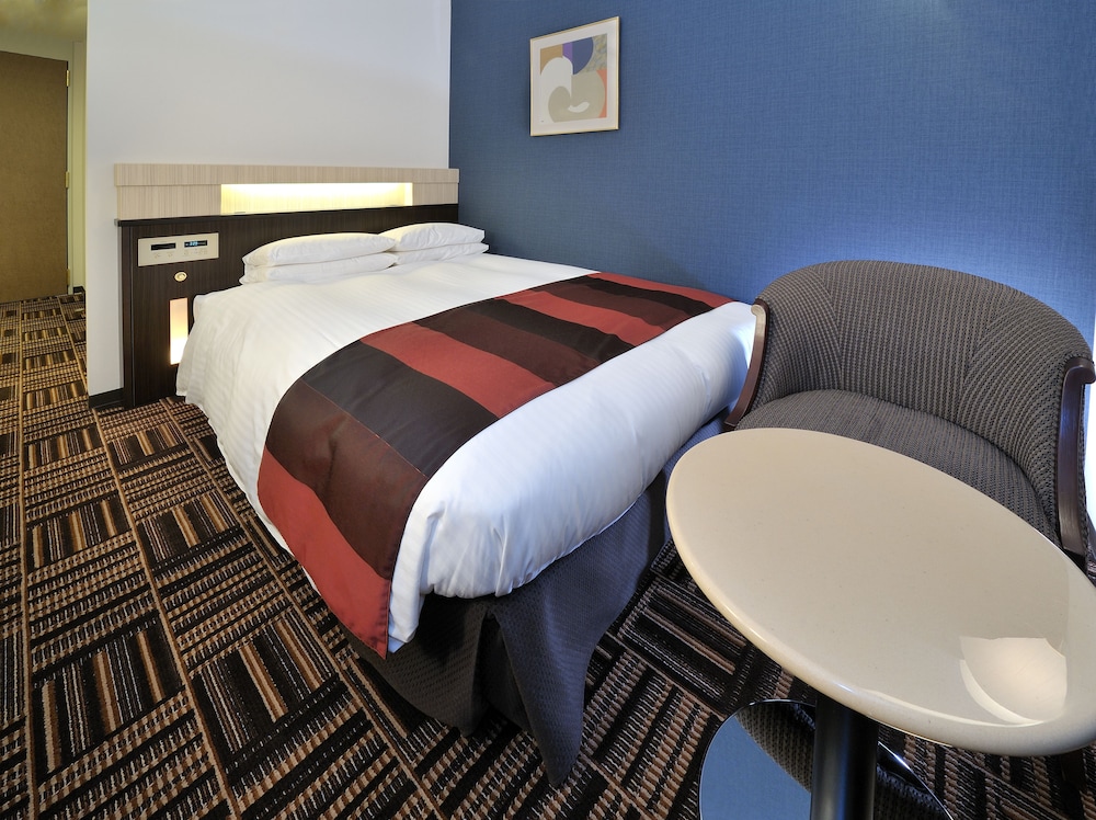 セミダブルルーム 2名様用 (喫煙可) 客室1 | ホテルグランヴィア 岡山