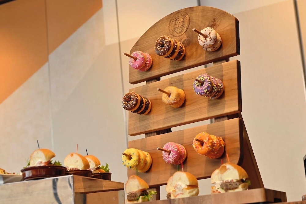 グランヴィア セミダブルルーム 2名様用 禁煙 ラウンジアクセス付 客室8 | ホテルグランヴィア 岡山