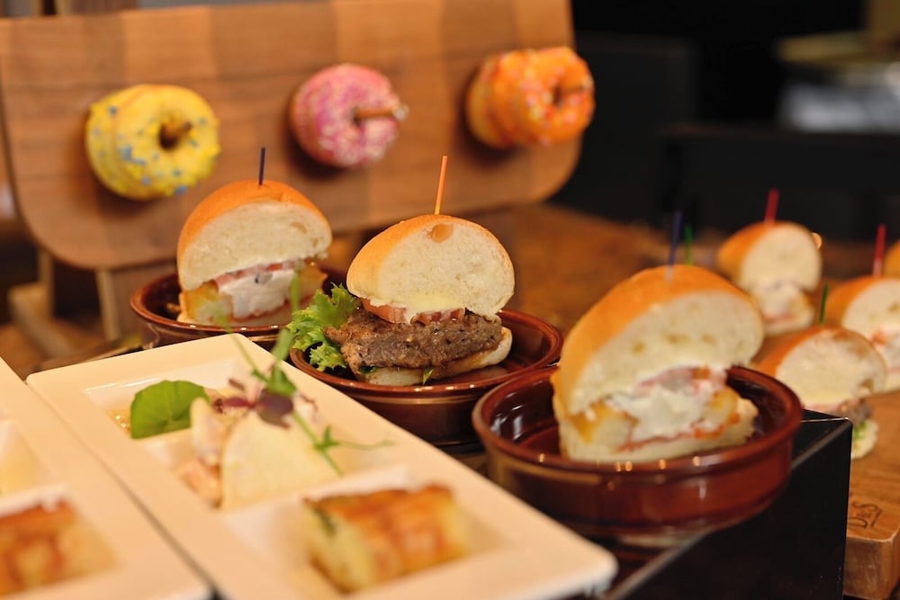 グランヴィア セミダブルルーム 2名様用 禁煙 ラウンジアクセス付 客室6 | ホテルグランヴィア 岡山