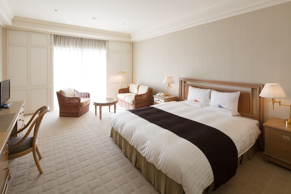 スーペリア ダブルルーム 禁煙 客室2 | オークラアカデミアパークホテル