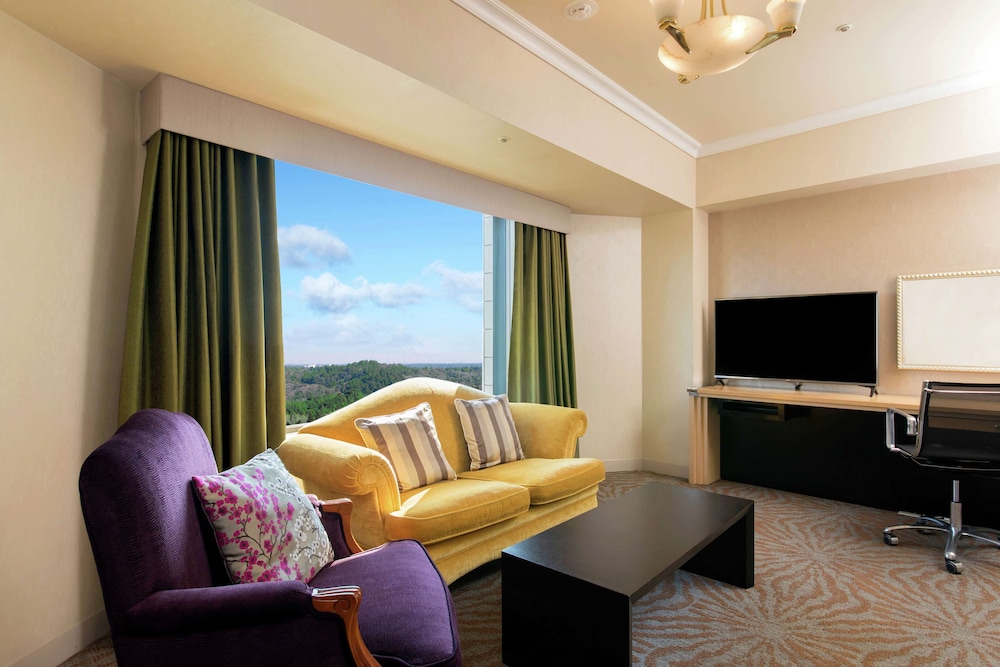 ジュニアスイートキングルーム | ヒルトン成田