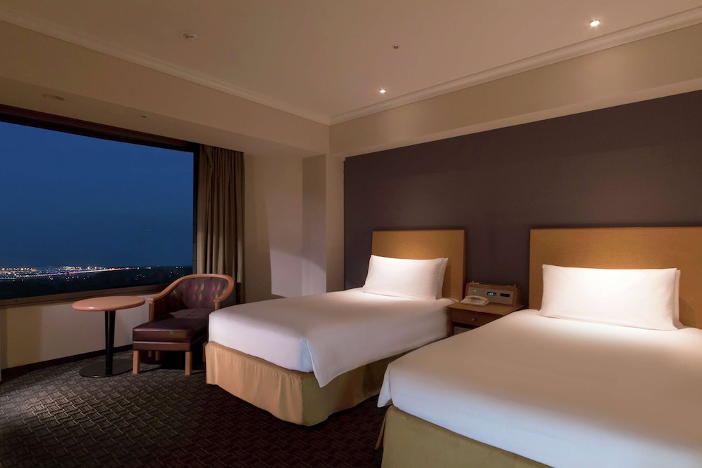 デラックス ツインルーム | ヒルトン成田