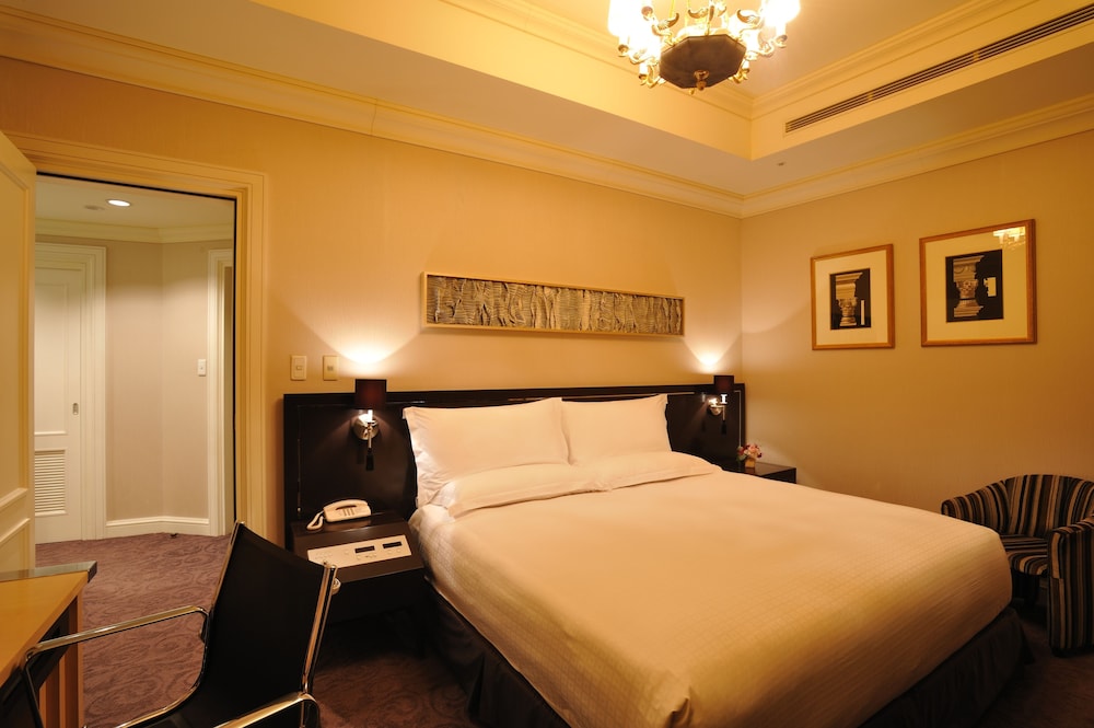 ロイヤルスイートキングルーム 客室0 | ヒルトン成田