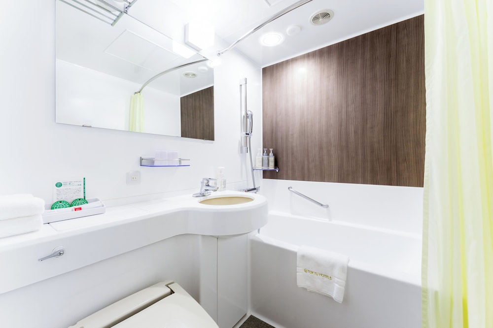 スタンダード ダブルルーム 禁煙 バスルーム0 | 吉祥寺 東急REIホテル