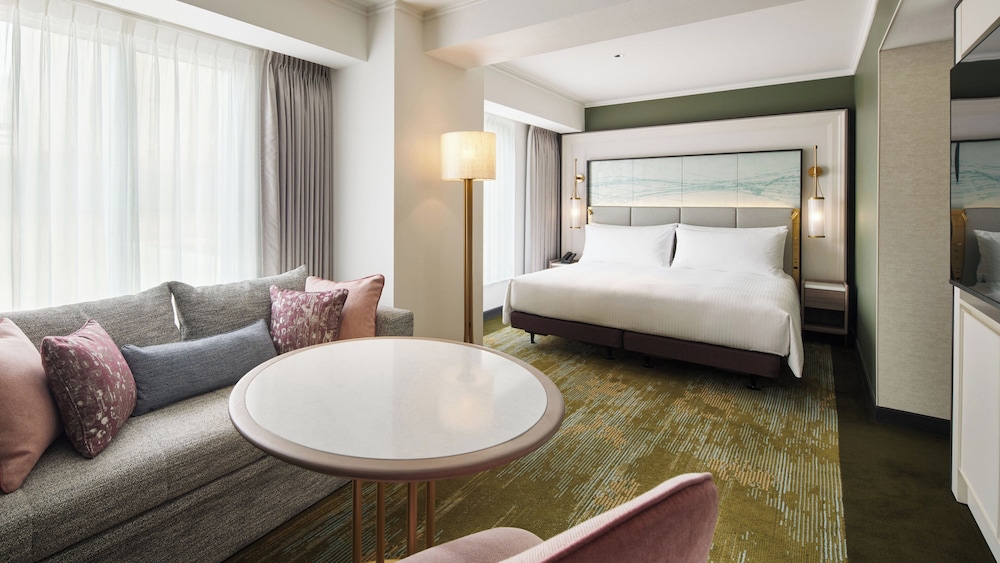 スイート 客室3 | リーガロイヤルホテル大阪 ヴィニェット コレクション by IHG