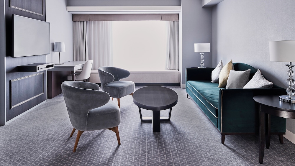 クラブ スイート シングルベッド 1 台 | リーガロイヤルホテル大阪 ヴィニェット コレクション by IHG