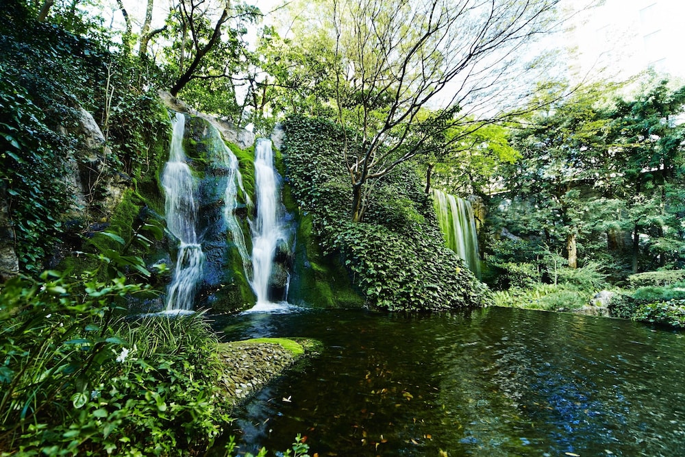 庭園1 | リーガロイヤルホテル大阪 ヴィニェット コレクション by IHG